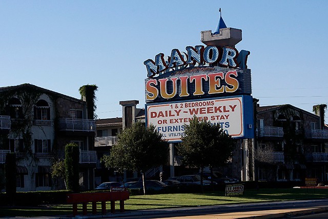 Manor Suites  Inc.