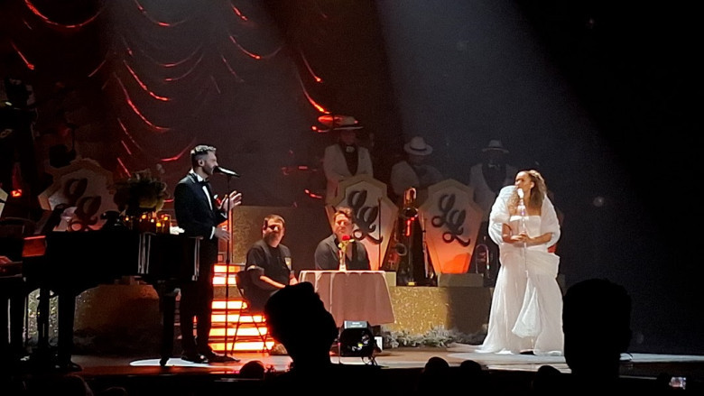 'LEONA LEWIS - A Starry Night' at VOLTAIRE