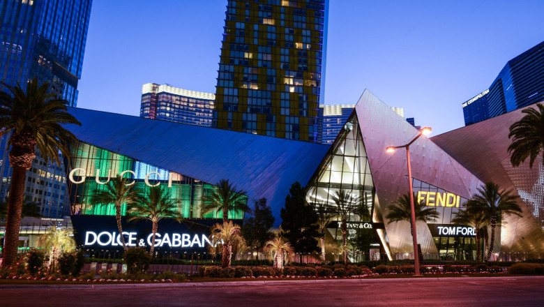 5 High-End Vegas Malls
