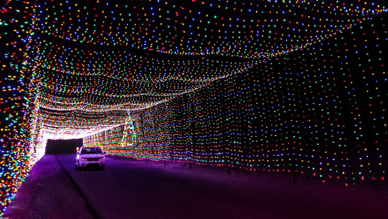 5 Must-See Vegas Christmas Displays
