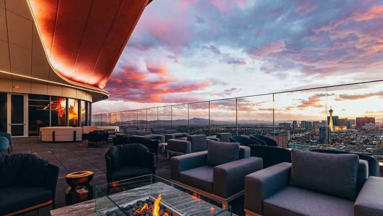 Relax and Grab a Drink at These Trendy Las Vegas Bars