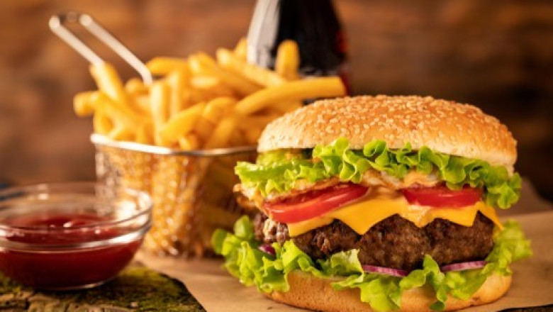 Where to Find a Cheap Burger on the Las Vegas Strip
