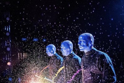 These Las Vegas Shows Have Stood The Test Of Time