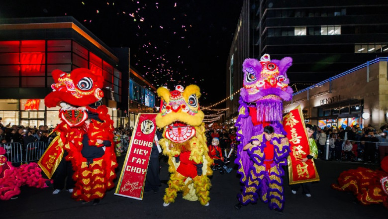 Downtown Summerlin Celebrates Year of Horse with Lunar New Year Parade